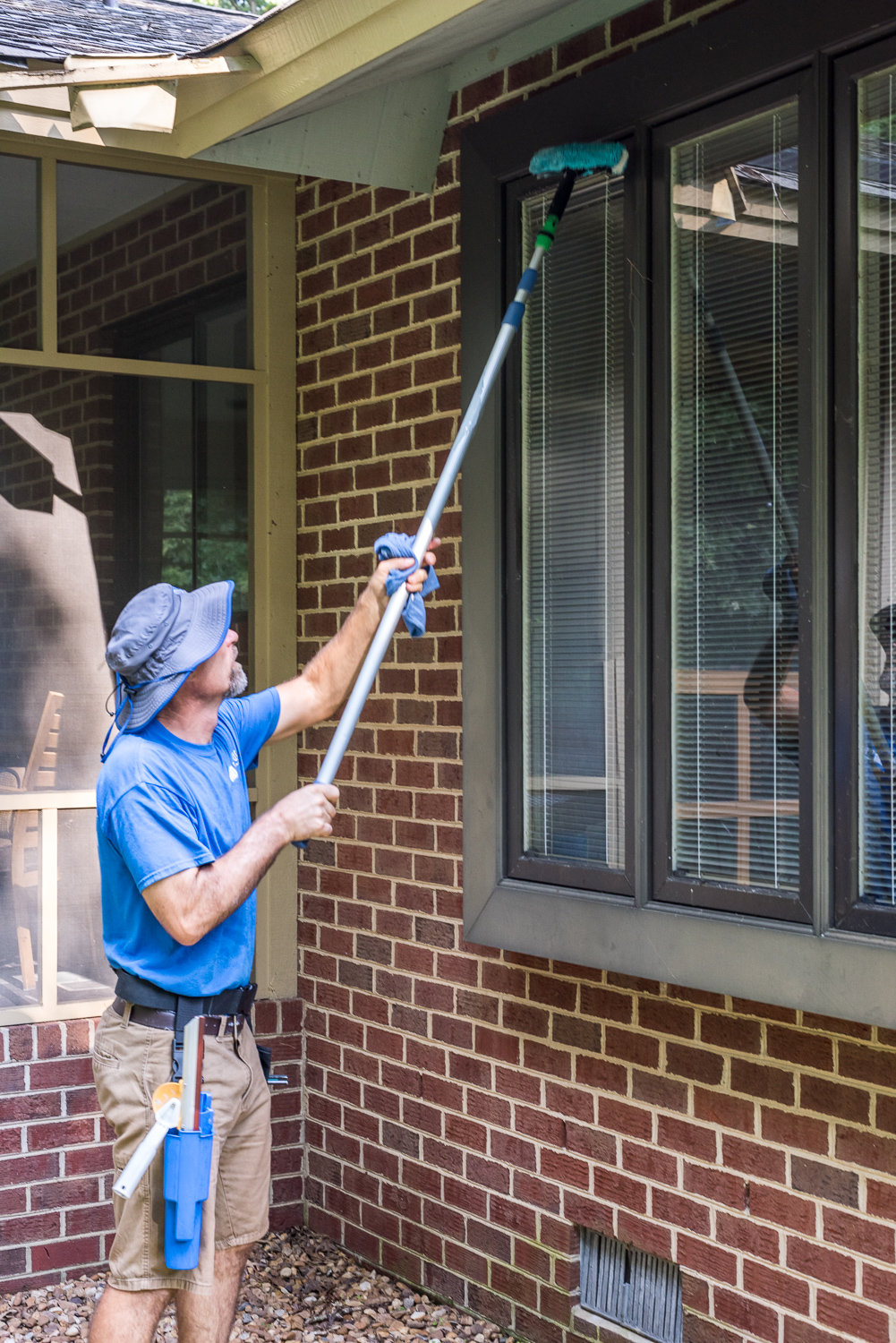 We can reach the top of your windows in Richmond, VA.